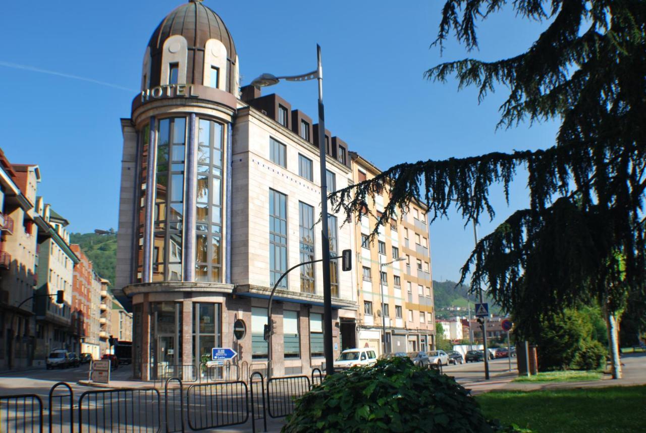 Hotel Mieres Del Camino Экстерьер фото